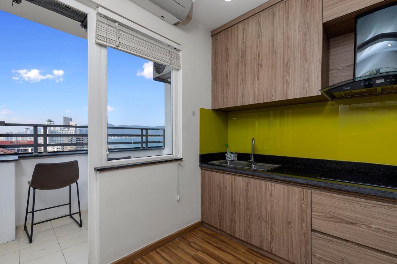 Apartment Thanh With Sea View - Can Ho Sat Bien *