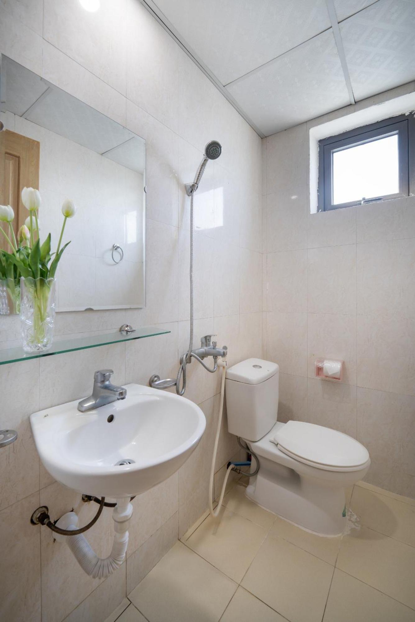 Apartment Thanh With Sea View - Can Ho Sat Bien *