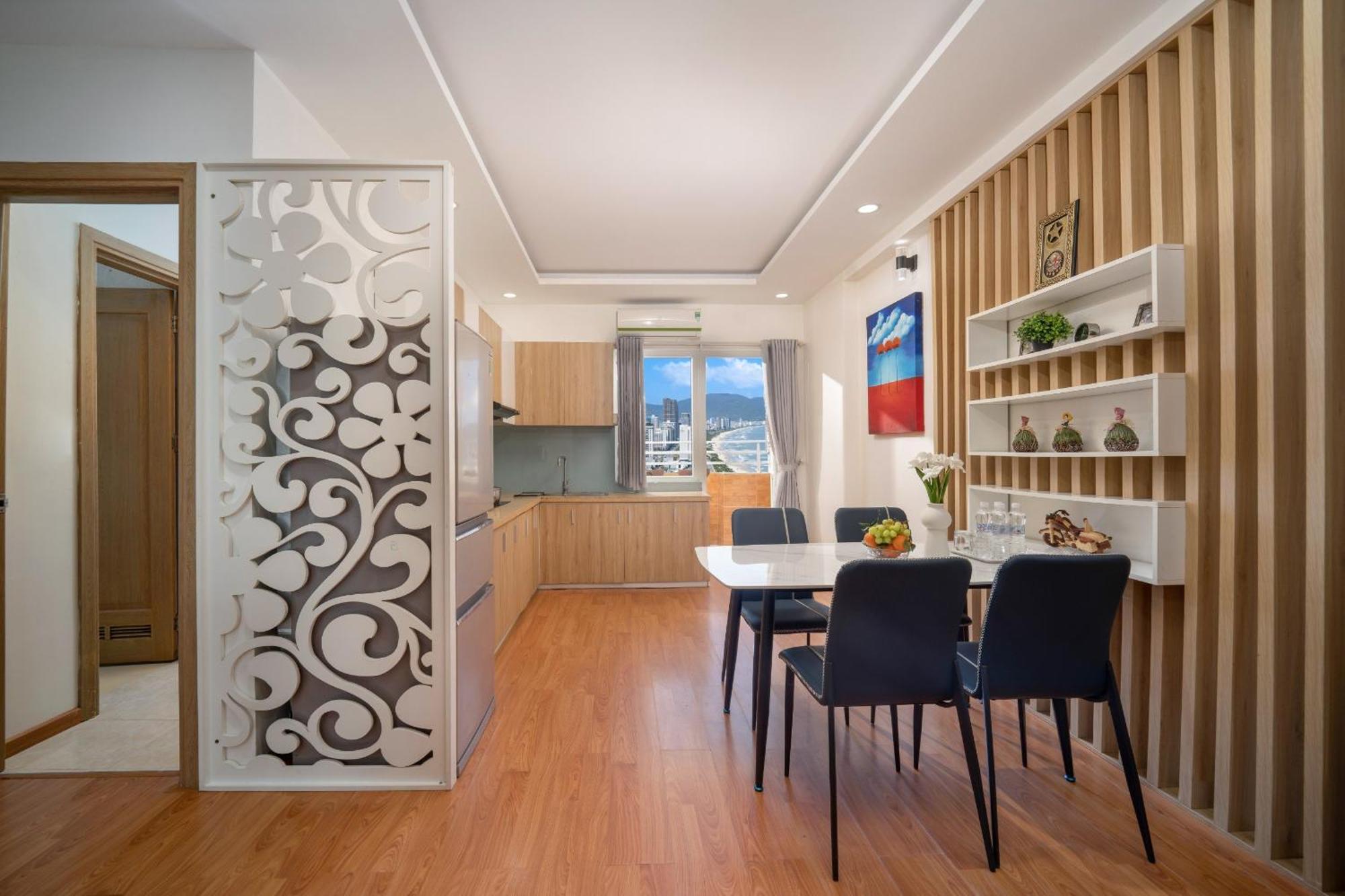 Apartment Thanh With Sea View - Can Ho Sat Bien *