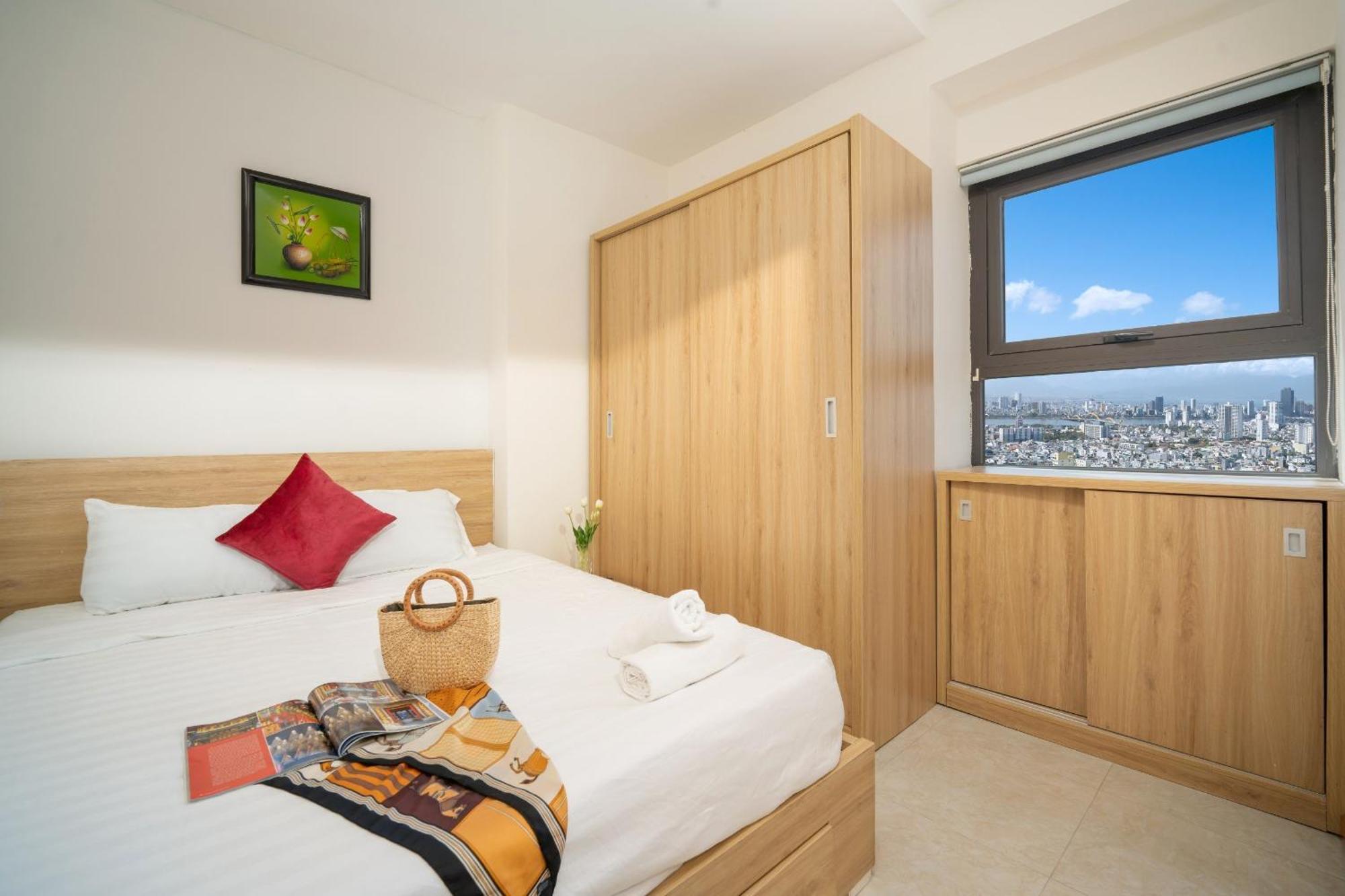 Thanh With Sea View - Can Ho Sat Bien Apartment *