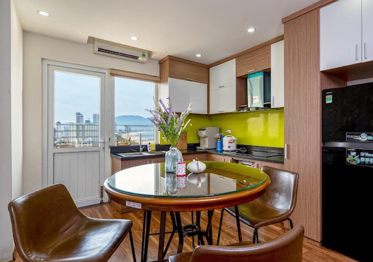 Thanh With Sea View - Can Ho Sat Bien * Da Nang